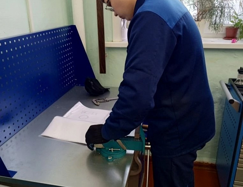 Окружной конкурс профессионального мастерства по компетенции «Слесарные работы»