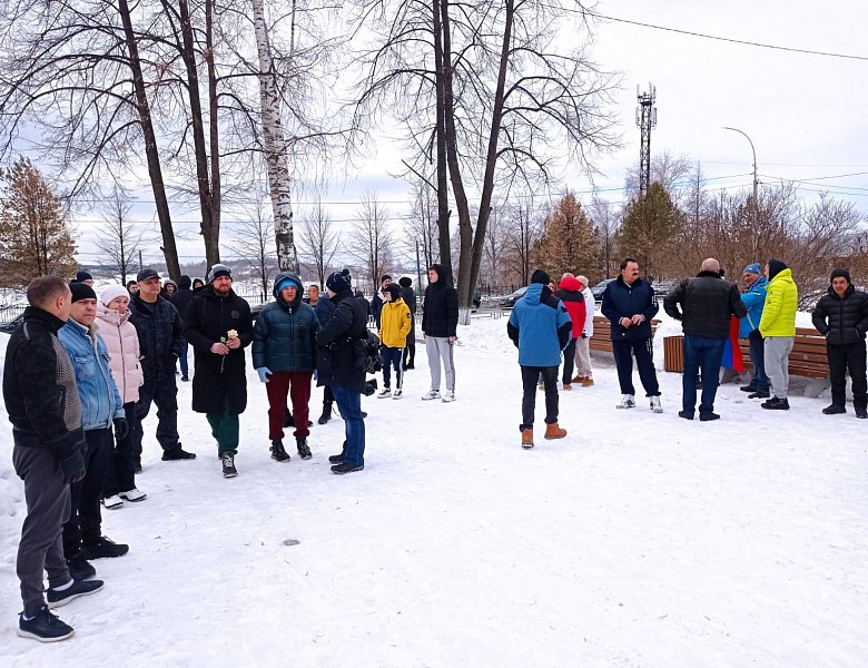 Автопробег в поддержку российских военнослужащих прошел в Кушвинском городском округе